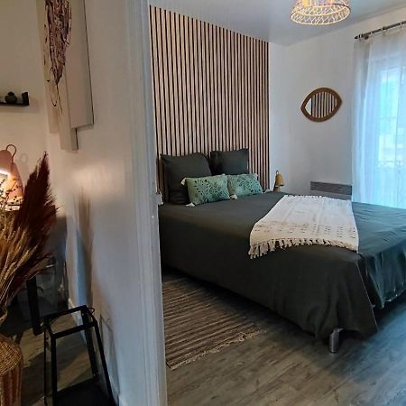 Le Joli'Mans, Appartement Refait A Neuf, Entierement Equipe, Pour 2 Personnes, Proche Quartier Historique Et Centre Le Mans Esterno foto