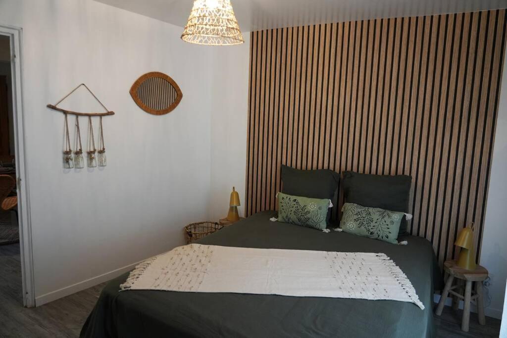 Le Joli'Mans, Appartement Refait A Neuf, Entierement Equipe, Pour 2 Personnes, Proche Quartier Historique Et Centre Le Mans Esterno foto